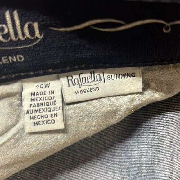 Rafaella - Weekend Capri - 20W - Picture 2 of 3